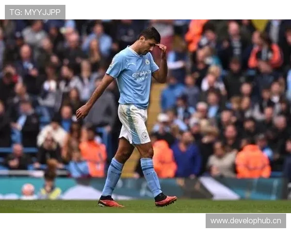 罗德里:身体对抗+技术控制兼备的防守中场天花板